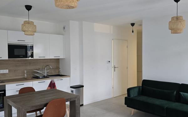 Appartement à louer    2 pièces • 48,80 m2 Pau