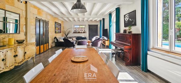 EYSINES CENTRE - Maison en pierre de plain-pied 180 m²  avec piscine et jardin - Proche TRAM et Rocade