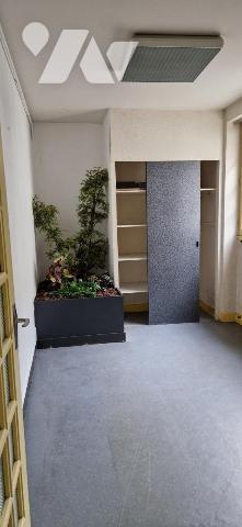 CENTRE VILLE : A proximité du Château des ROHAN 