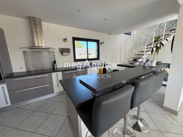 Maison à PLOUNEOUR BRIGNOGAN PLAGES, 29890 - 6 pièces 115m²