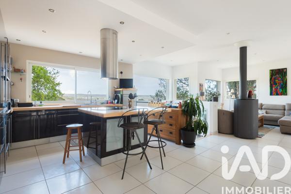 Maison à vendre 8 pièces 181 m² Calvisson