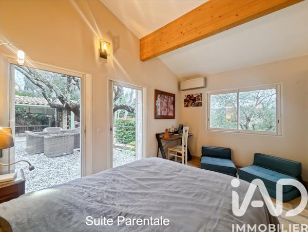 Maison à vendre 8 pièces 181 m² Calvisson