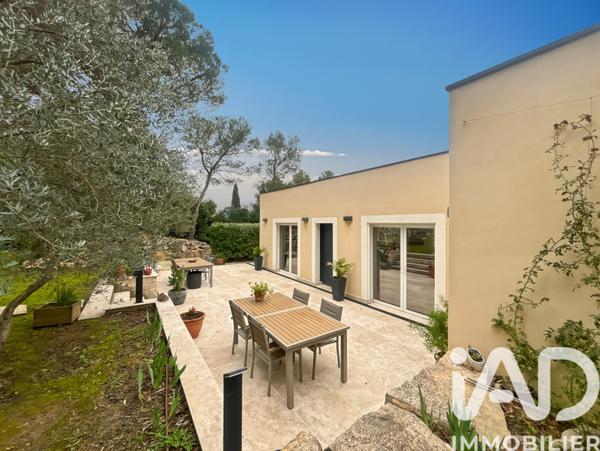 Maison à vendre 8 pièces 181 m² Calvisson