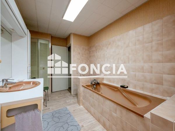 À vendre Maison 5 pièces 236 m² - Cadillac 33410