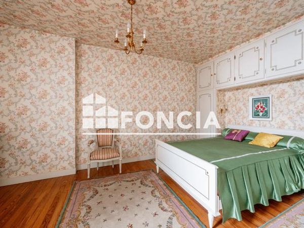 À vendre Maison 5 pièces 236 m² - Cadillac 33410