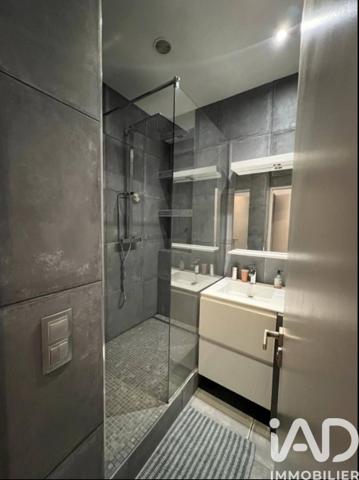 Location appartement 3 pièces 62 m² Suresnes