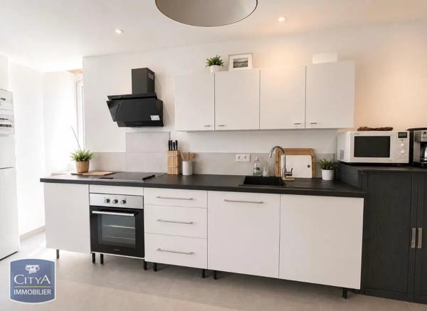 Appartement à louer 4 pièces 100.9m² Mozé-sur-Louet (49610)
