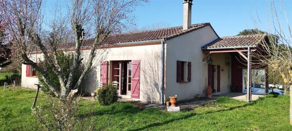 MAISON CONTEMPORAINE DE PLAIN-PIED PROCHE DES LANDES