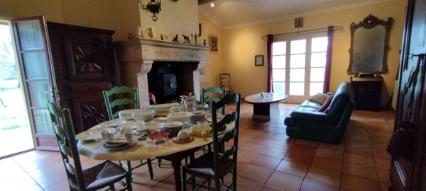 MAISON CONTEMPORAINE DE PLAIN-PIED PROCHE DES LANDES