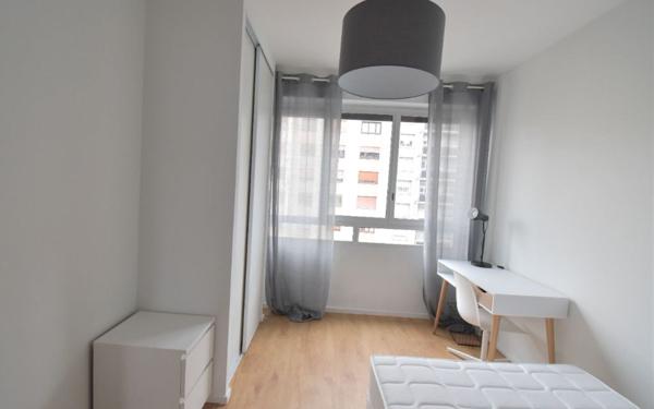 Appartement à louer    5 pièces •  Lyon 8