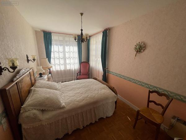 Maison à vendre à Le Grand-Lucé dans la Sarthe (72150), ref : 13816/1198   
BOURG