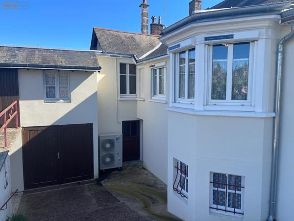 Maison à vendre à Le Grand-Lucé dans la Sarthe (72150), ref : 13816/1198   
BOURG