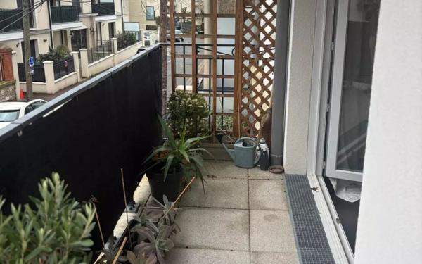 Appartement à vendre    3 pièces • 62,45 m2 Noisy-le-Grand