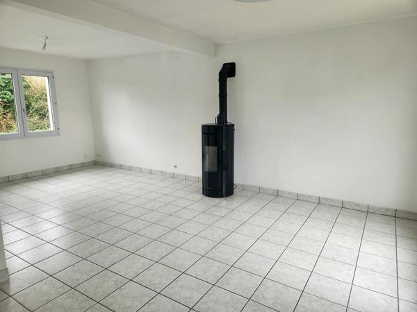 A LOUER PLOUVIEN Maison 3 chambres avec garage et jardin Plouvien