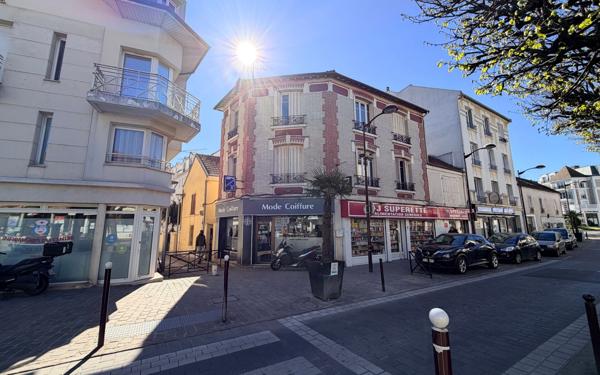 Immeuble à vendre    400 m2 Villiers-sur-Marne