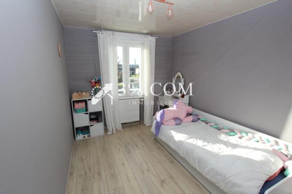 Maison 5 pièce(s) 4 chambre(s) 105 m²