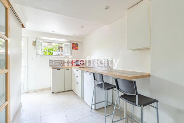 Maison
         7 pièces
        - 167 m² Exclusivité 510 000 € *