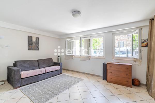 Maison
         7 pièces
        - 167 m² Exclusivité 510 000 € *