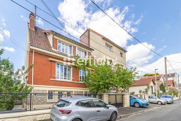 Maison
         7 pièces
        - 167 m² Exclusivité 510 000 € *