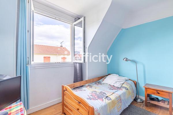 Maison
         7 pièces
        - 167 m² Exclusivité 510 000 € *