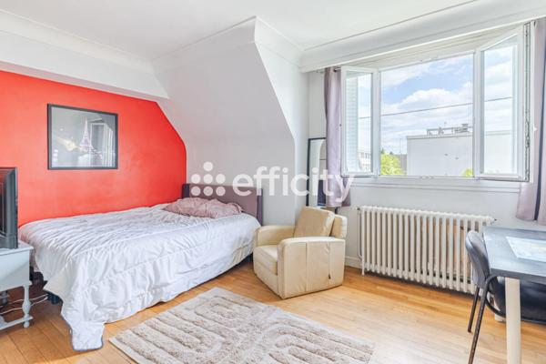 Maison
         7 pièces
        - 167 m² Exclusivité 510 000 € *