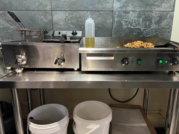 Fonds de Commerce à Vendre – Restaurant Street Food de Qualité