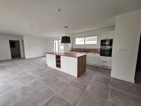 Vente Maison143,22 m² - 4 Pièces - LES MATHES (17570)