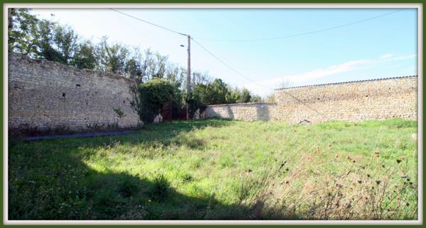 Dpt Vienne (86), à vendre Champigny-En-Rochereau maison à rénover terrain 1 644 m²