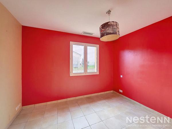 A Vendre Maison contemporaine de plain-pied de 107 m² avec garage, terrasse et jardin