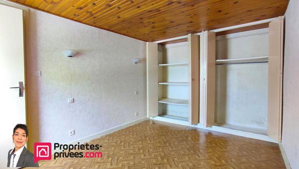 Thizy les bourgs ( 69240 )  Maison 4 pièces  72 m2  2 chambres et jardin