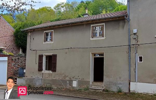 Thizy les bourgs ( 69240 )  Maison 4 pièces  72 m2  2 chambres et jardin