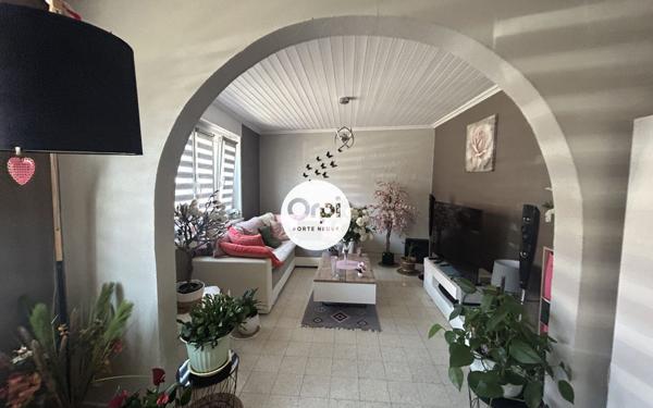 Maison à vendre    5 pièces •  Marquise