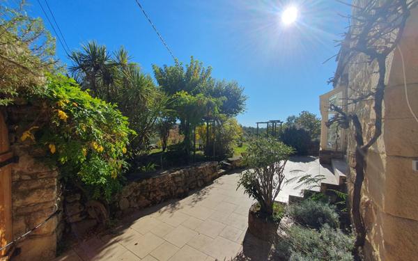 Maison à vendre    6 pièces •  Saint-Paul-le-Jeune