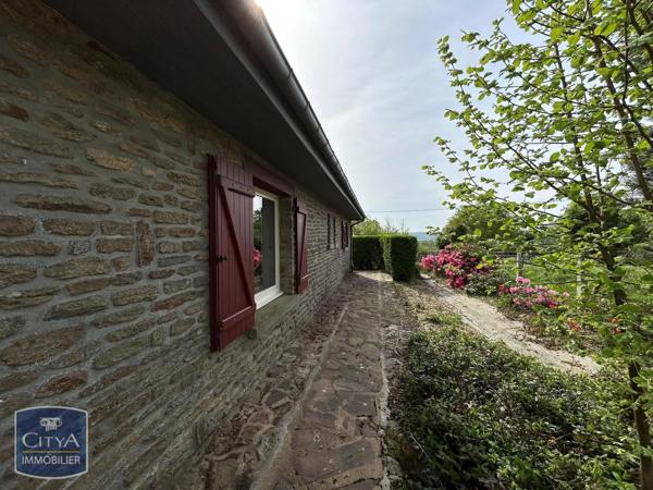 Maison à louer 4 pièces 100m² Boulay-les-Ifs (53370)