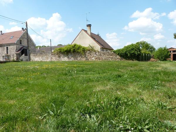 Terrain à bâtir de 441 m² à 10 minutes de Château-Thierry