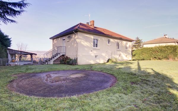 Maison à vendre    4 pièces •  Saint-Paul-en-Jarez