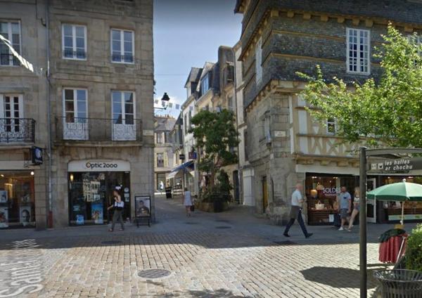 Quimper (29000) EMPLACEMENT PROCHE CATHEDRALE