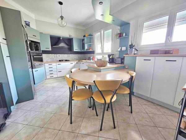 Maison à SAUMUR, 49400 - 8 pièces 202m²