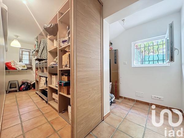 Maison à vendre 7 pièces 166 m² Camaret-sur-Aigues