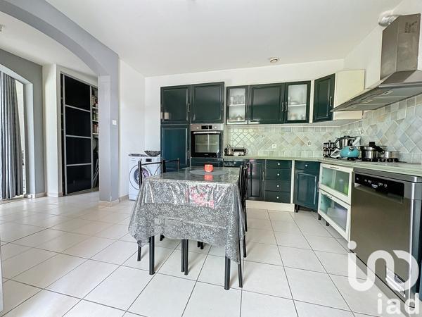 Maison à vendre 7 pièces 166 m² Camaret-sur-Aigues