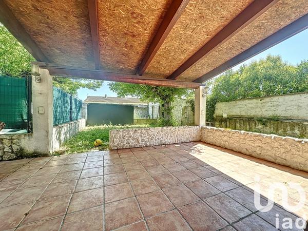 Maison à vendre 7 pièces 166 m² Camaret-sur-Aigues