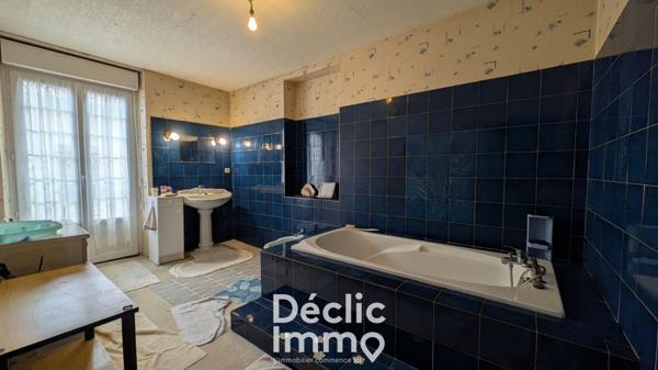 Vente maison de village Champagne mouton, 168m² 5 pièces 115 025€ avec garage