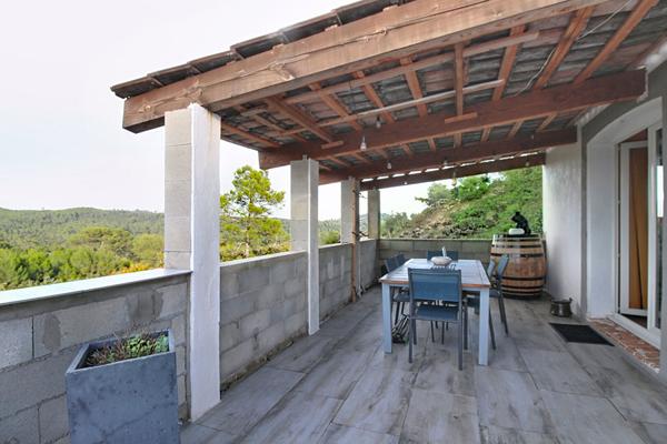 A VENDRE ! Maison Vidauban, vue dégagée, garage, atelier, grande terrasse.