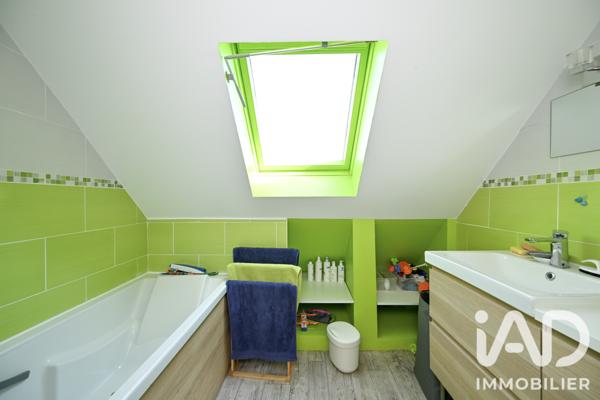 Maison à vendre 7 pièces 146 m² Fontenay-Trésigny