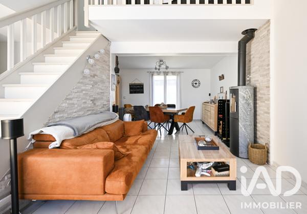 Maison à vendre 7 pièces 146 m² Fontenay-Trésigny