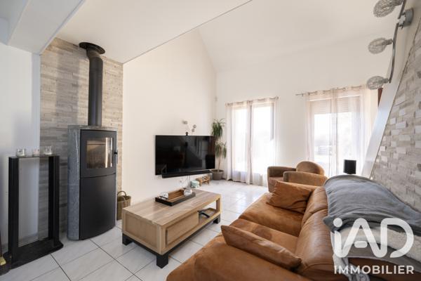 Maison à vendre 7 pièces 146 m² Fontenay-Trésigny
