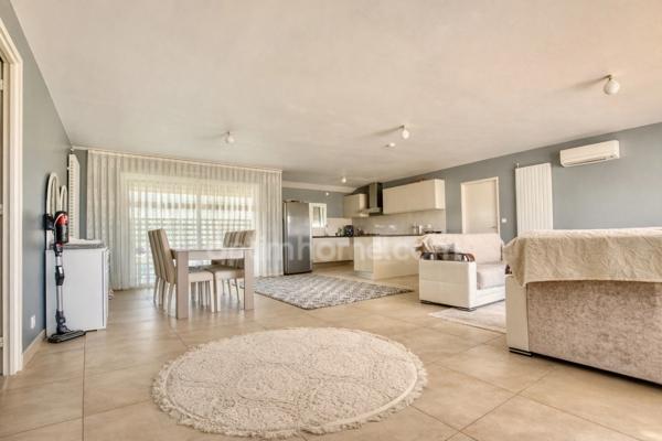 TOULOUSE SAINT-SIMON – VILLA CONTEMPORAINE DE PLAIN-PIED 152 m² – 4 CHAMBRES – TERRAIN 1 073 m² – DOUBLE GARAGE