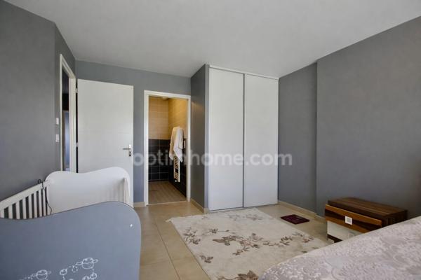 TOULOUSE SAINT-SIMON – VILLA CONTEMPORAINE DE PLAIN-PIED 152 m² – 4 CHAMBRES – TERRAIN 1 073 m² – DOUBLE GARAGE