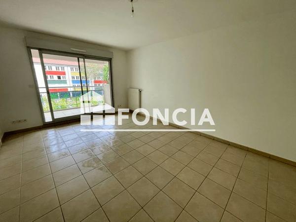 Location Appartement 3 pièces 66.07 m² - 11 RUE VICTOR DUCHAMP Saint-etienne 42000