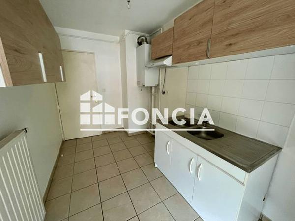 Location Appartement 3 pièces 66.07 m² - 11 RUE VICTOR DUCHAMP Saint-etienne 42000